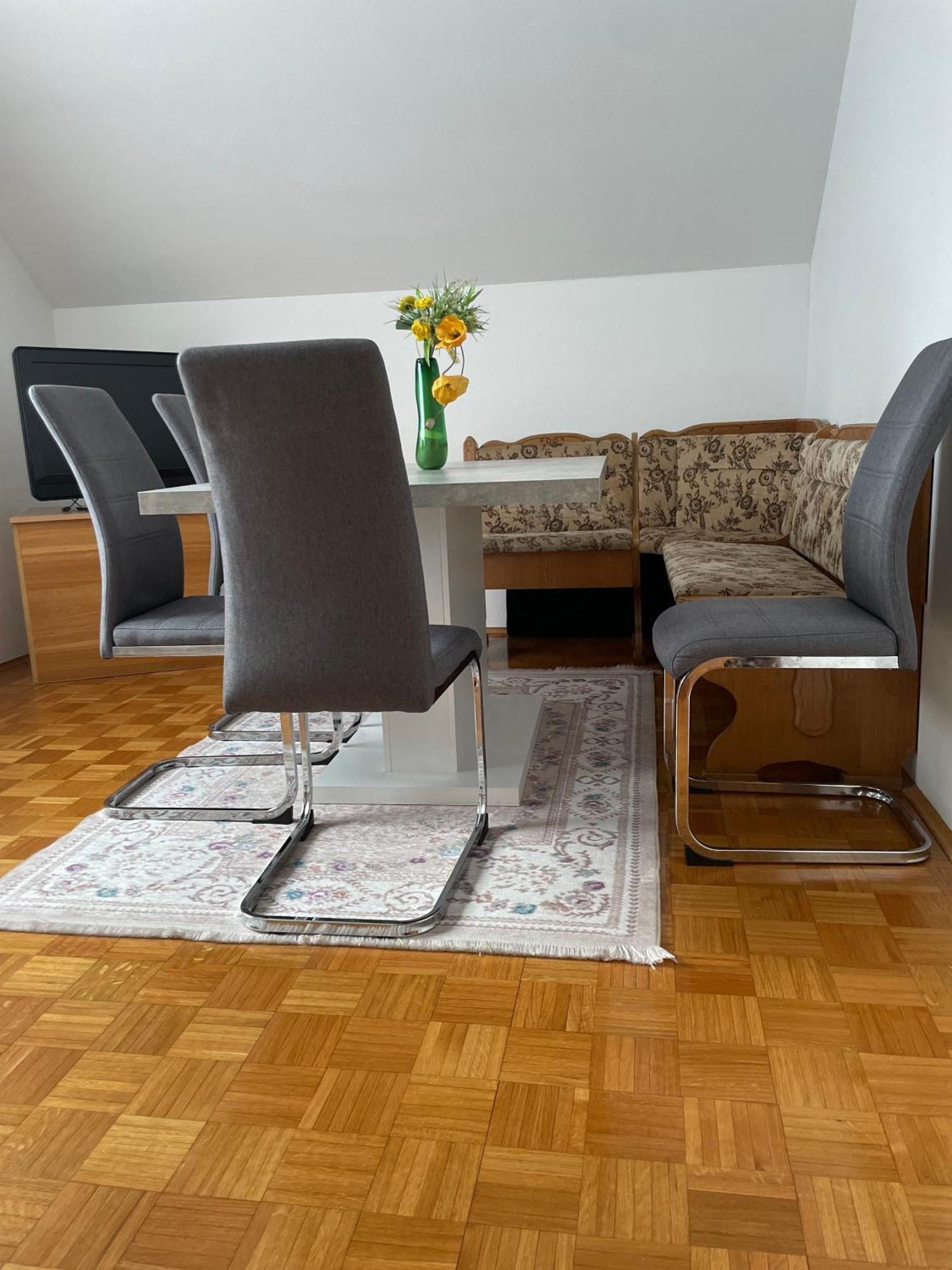 Sobe Lara Apartment Gradacac ภายนอก รูปภาพ