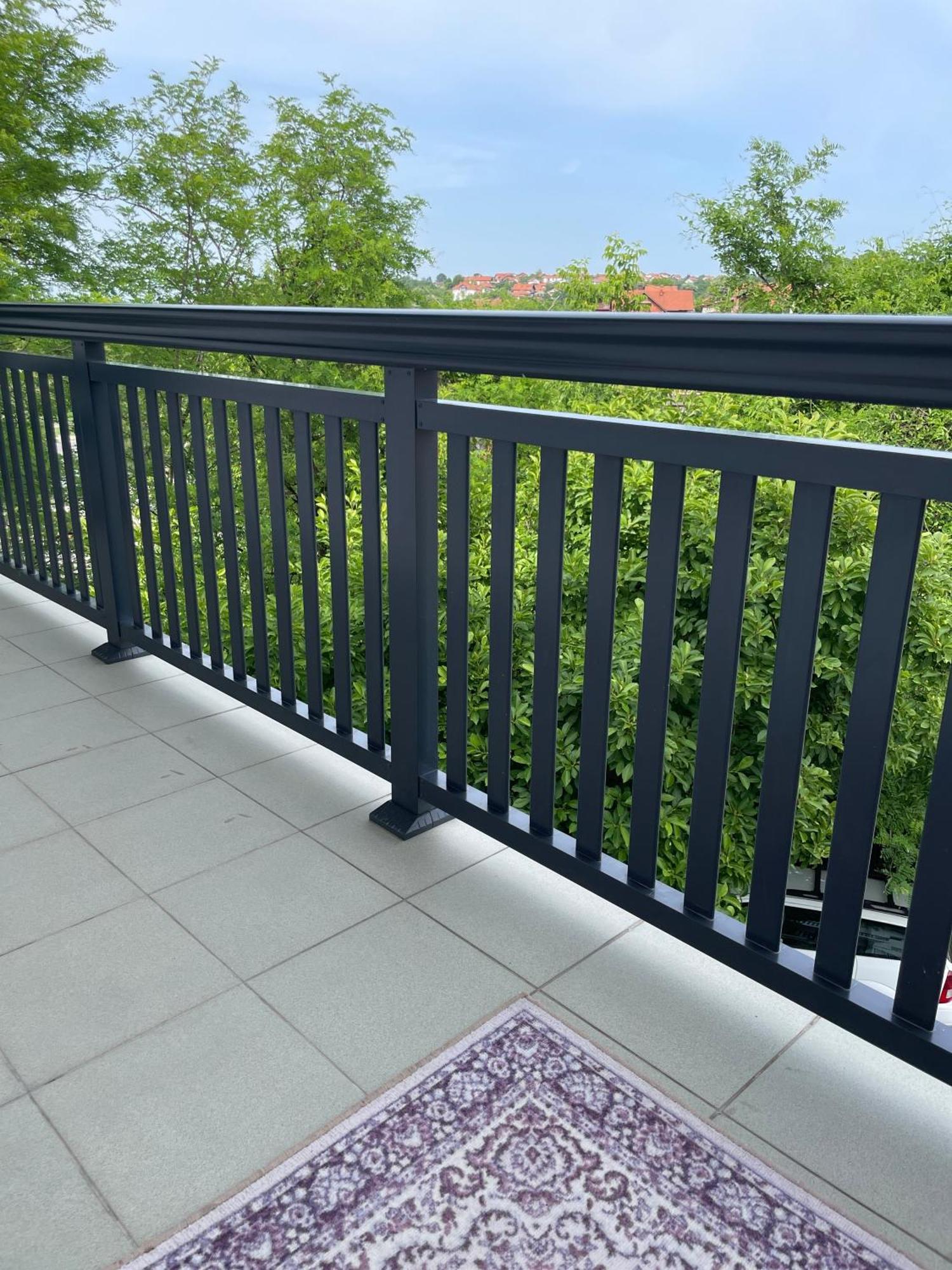 Sobe Lara Apartment Gradacac ภายนอก รูปภาพ